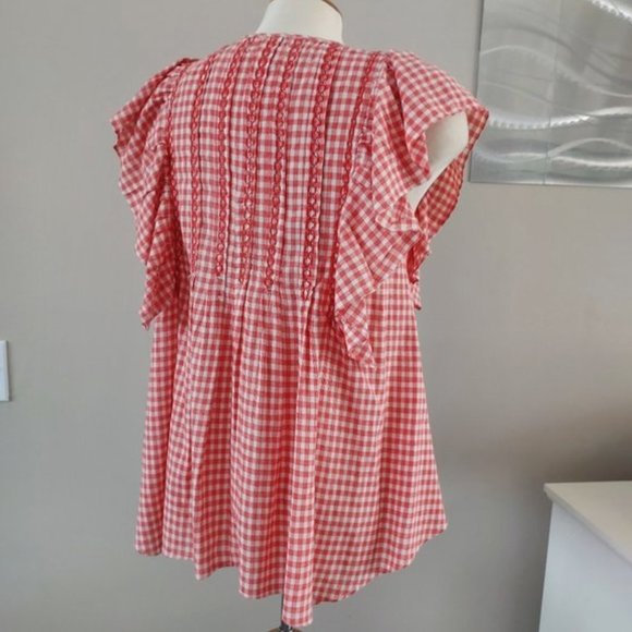 Max Studio red gingham flutter sleeve blouse - Picture 3 of 6